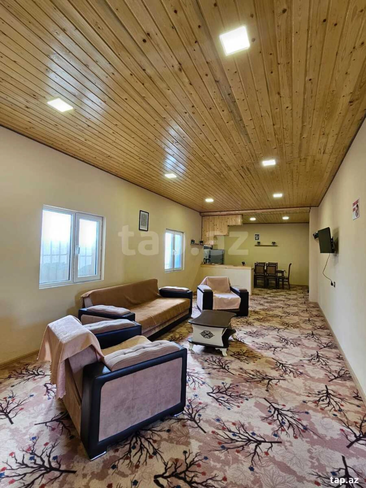 Kirayə verilir 4 otaqlı həyət evi