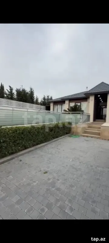 Satılır 4 otaqlı həyət evi