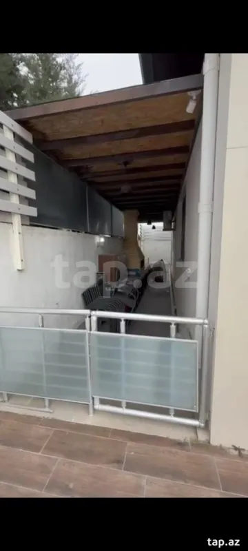 Satılır 4 otaqlı həyət evi