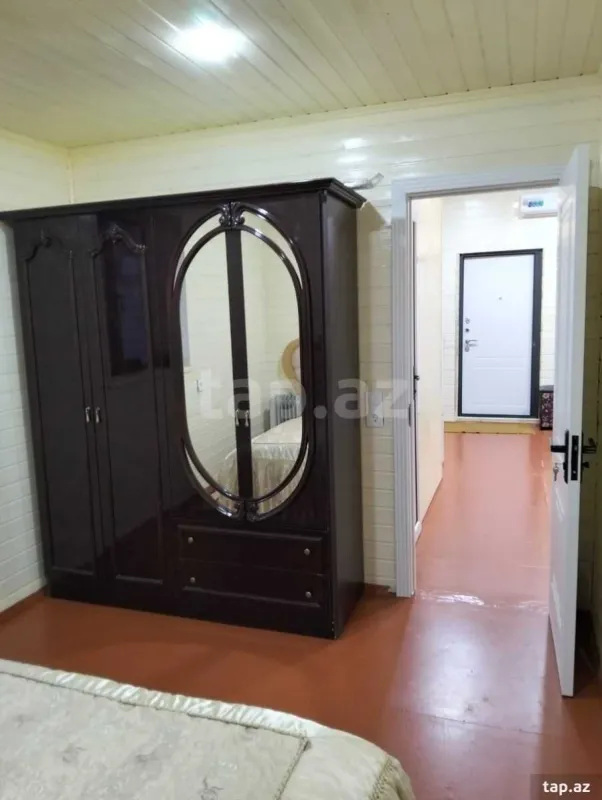 Kirayə verilir 5 otaqlı həyət evi