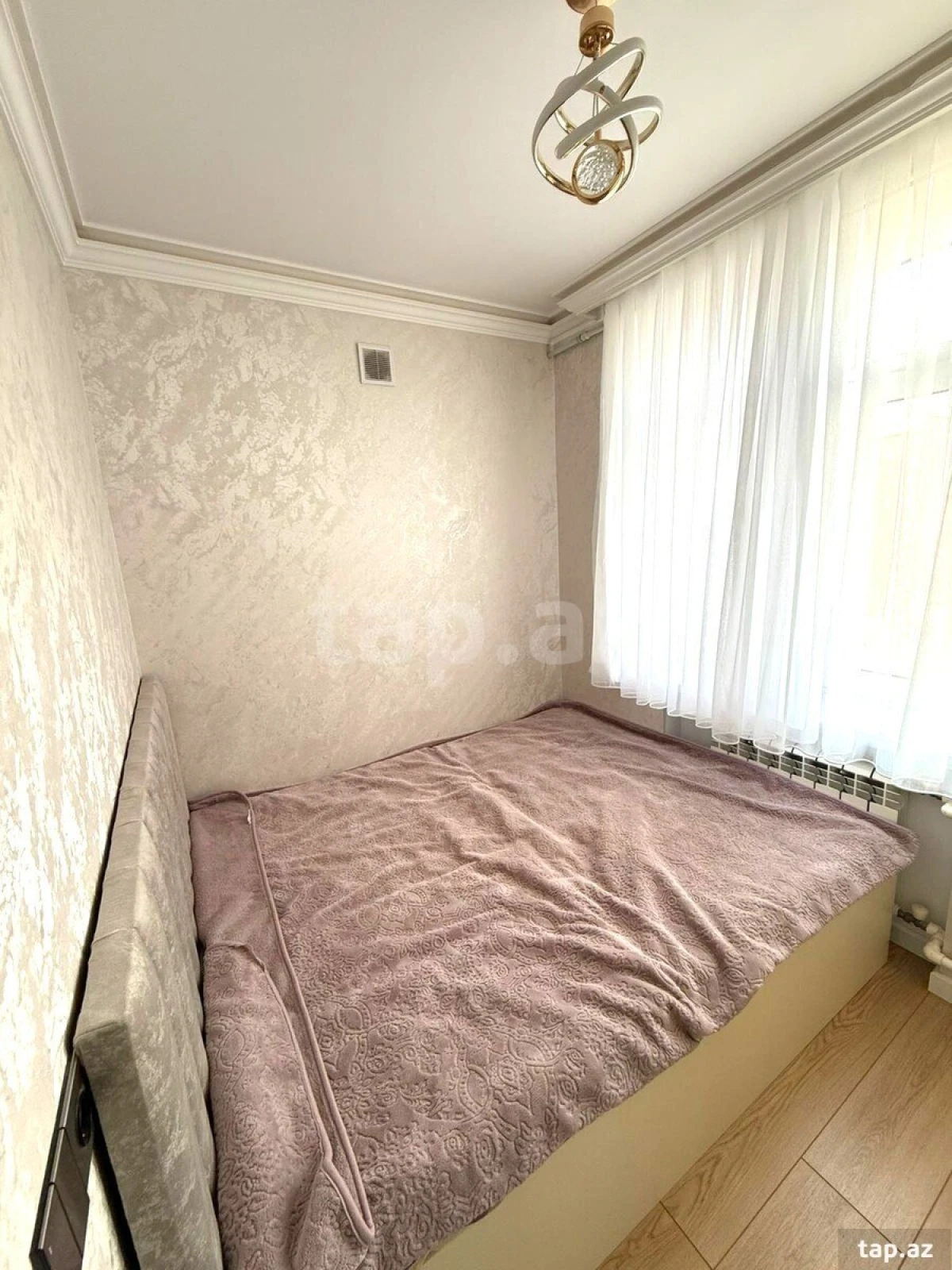Kirayə verilir 2 otaqlı mənzil 49 m²