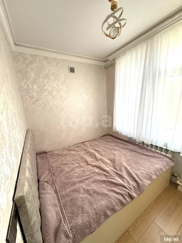 Kirayə verilir 2 otaqlı mənzil 49 m²