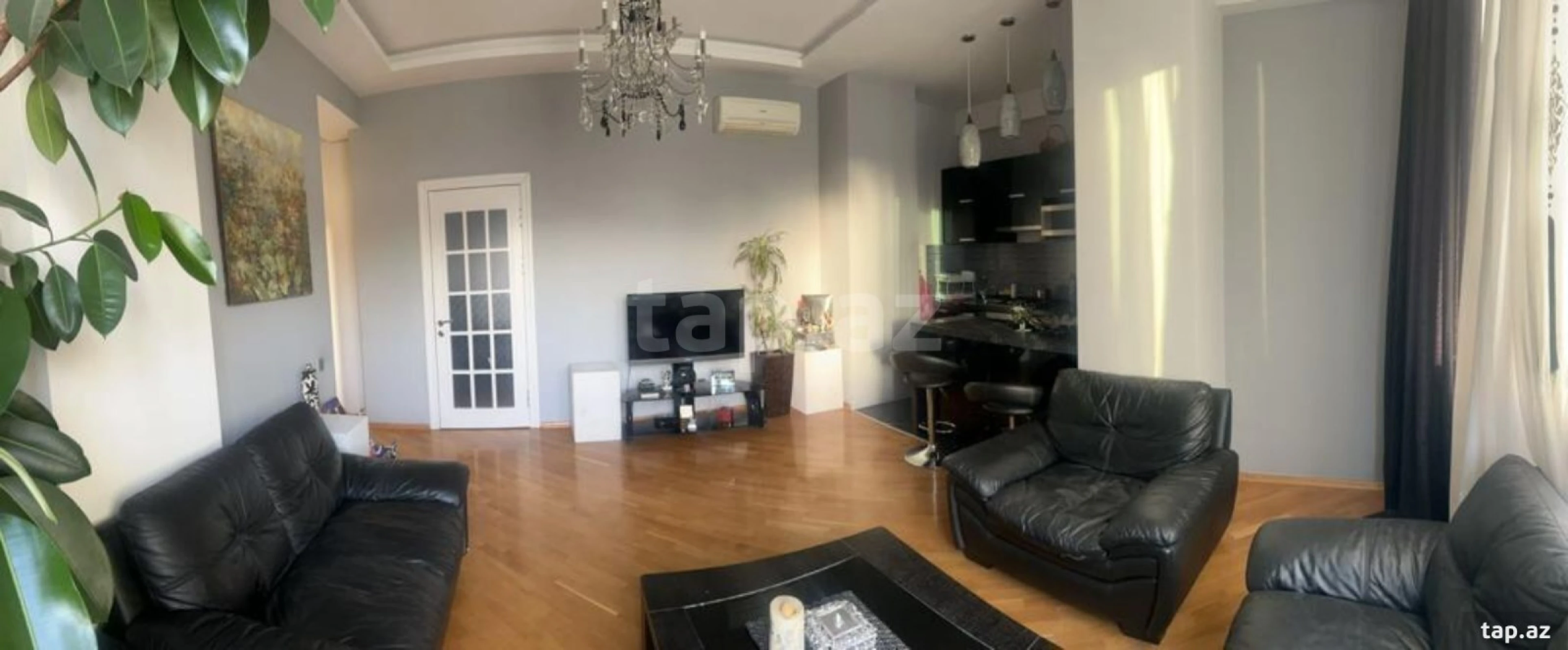Kirayə verilir 3 otaqlı yeni tikili 130 m²