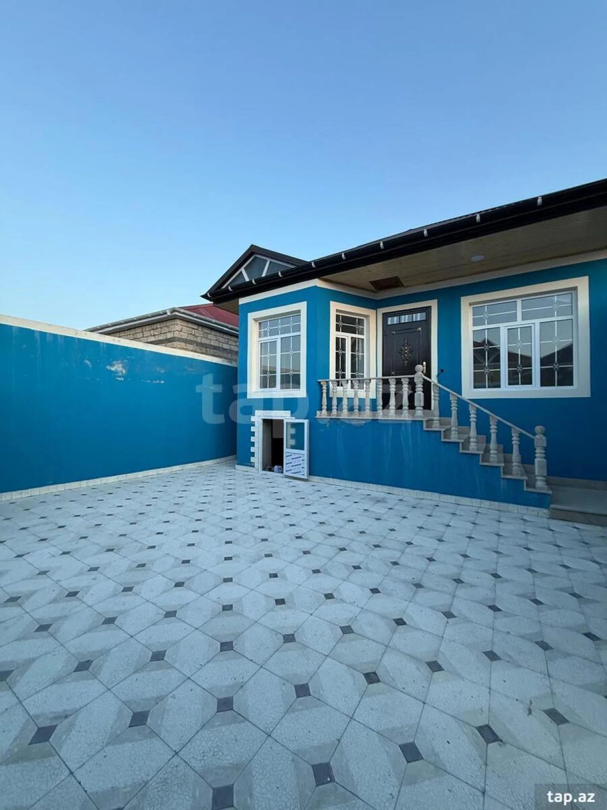 Satılır 3 otaqlı həyət evi