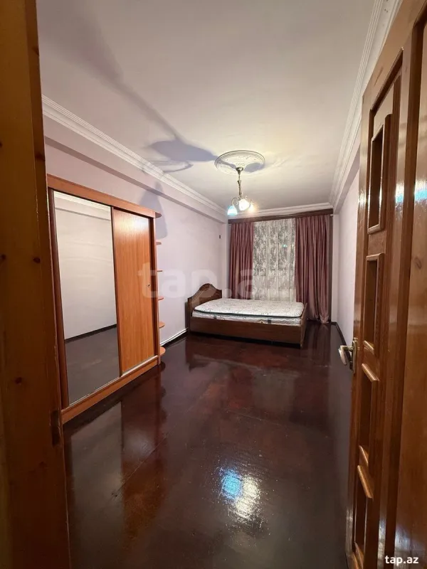 Kirayə verilir 2 otaqlı yeni tikili 45 m²