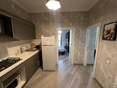 Kirayə verilir 2 otaqlı yeni tikili 65 m²