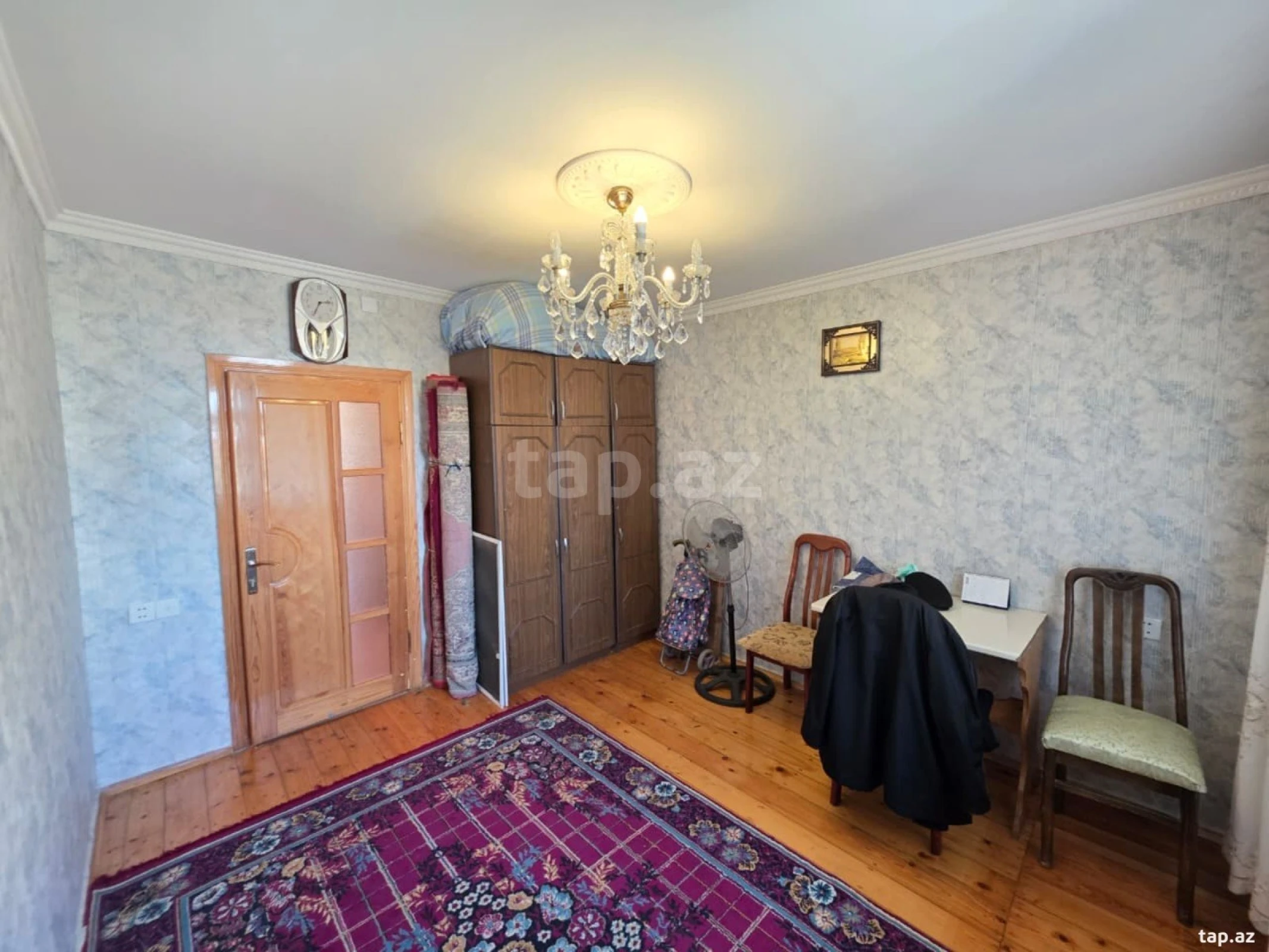 Satılır 4 otaqlı mənzil 100 m²