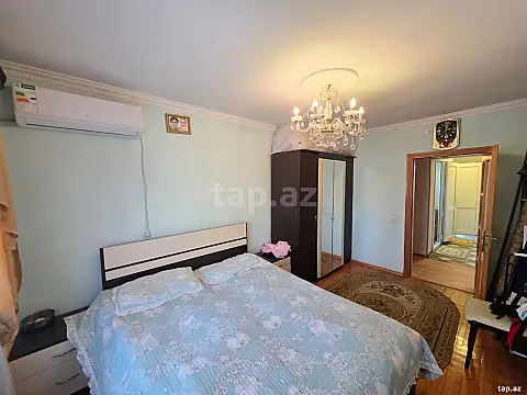 Satılır 4 otaqlı mənzil 100 m²