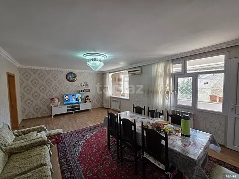 Satılır 4 otaqlı mənzil 100 m²