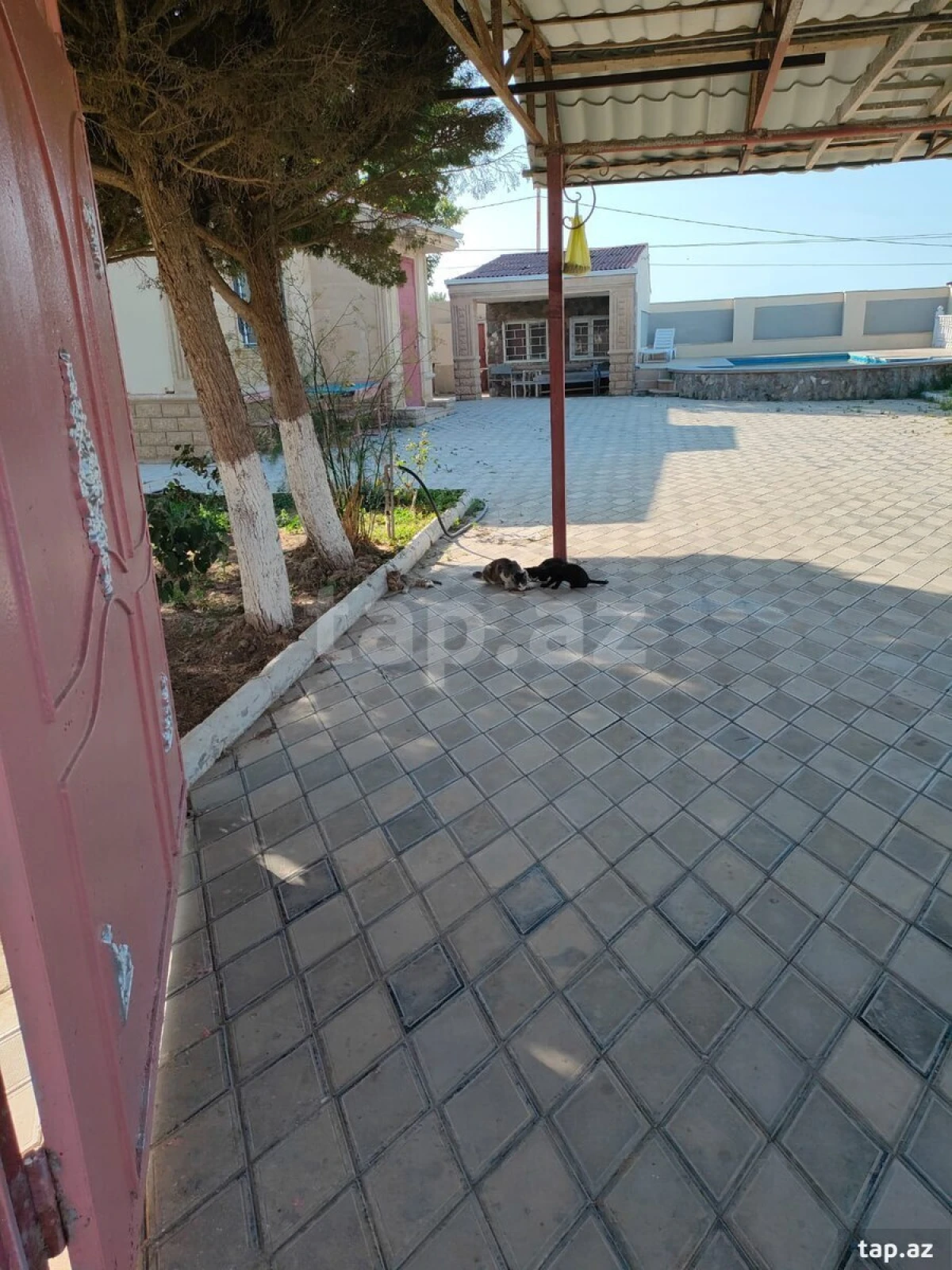 Kirayə verilir 3 otaqlı həyət evi