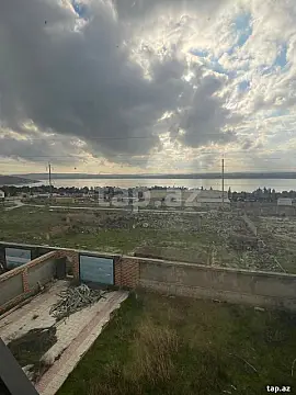 Satılır 5 otaqlı həyət evi