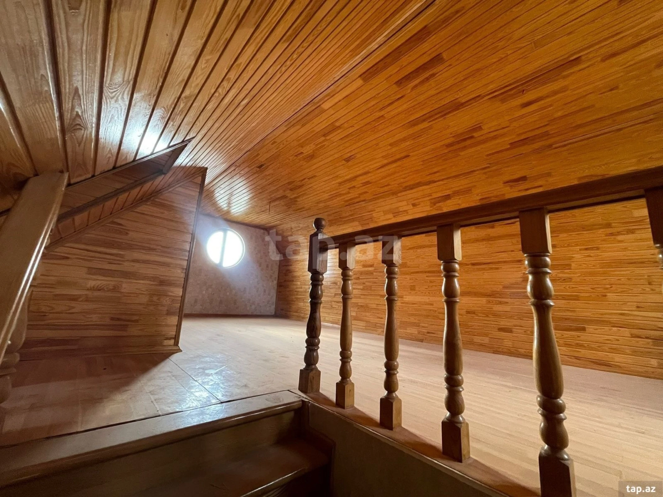 Satılır 5 otaqlı həyət evi