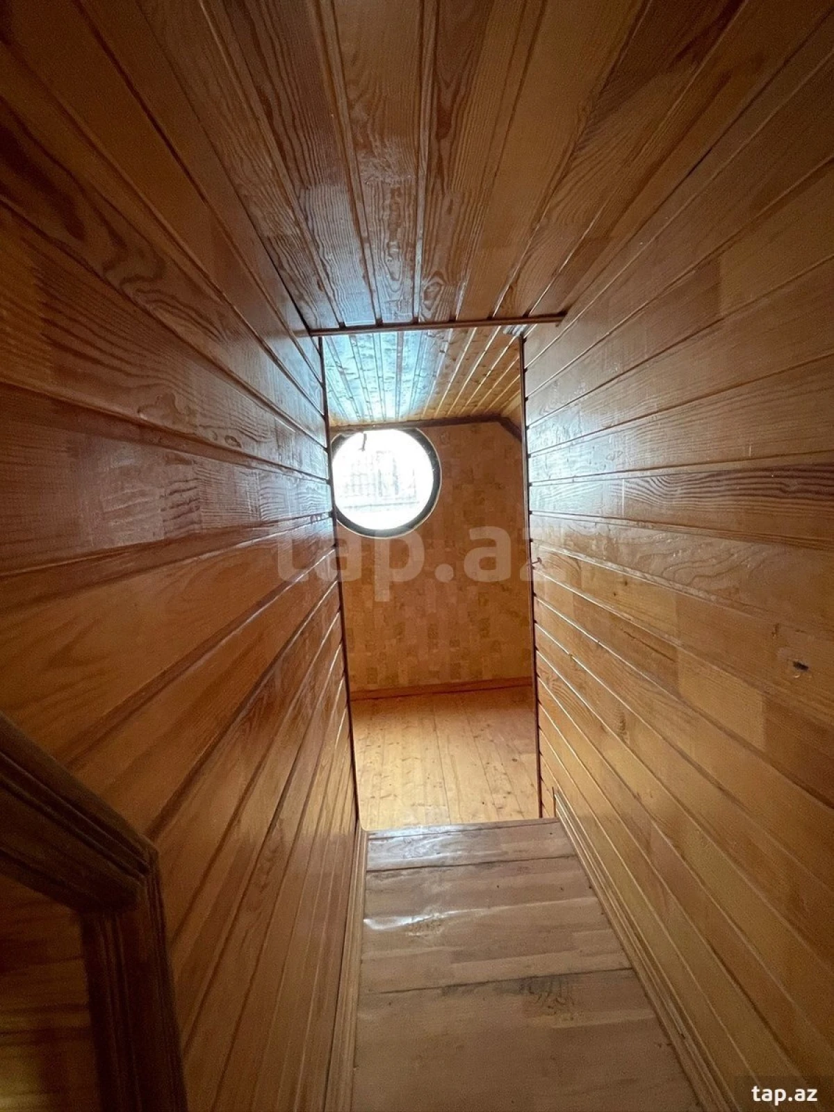 Satılır 5 otaqlı həyət evi