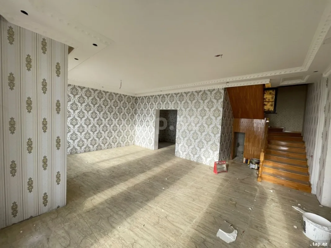 Satılır 5 otaqlı həyət evi