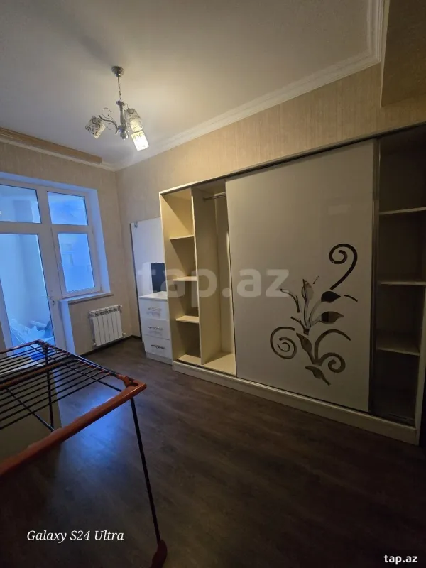 Kirayə verilir 3 otaqlı yeni tikili 70 m²