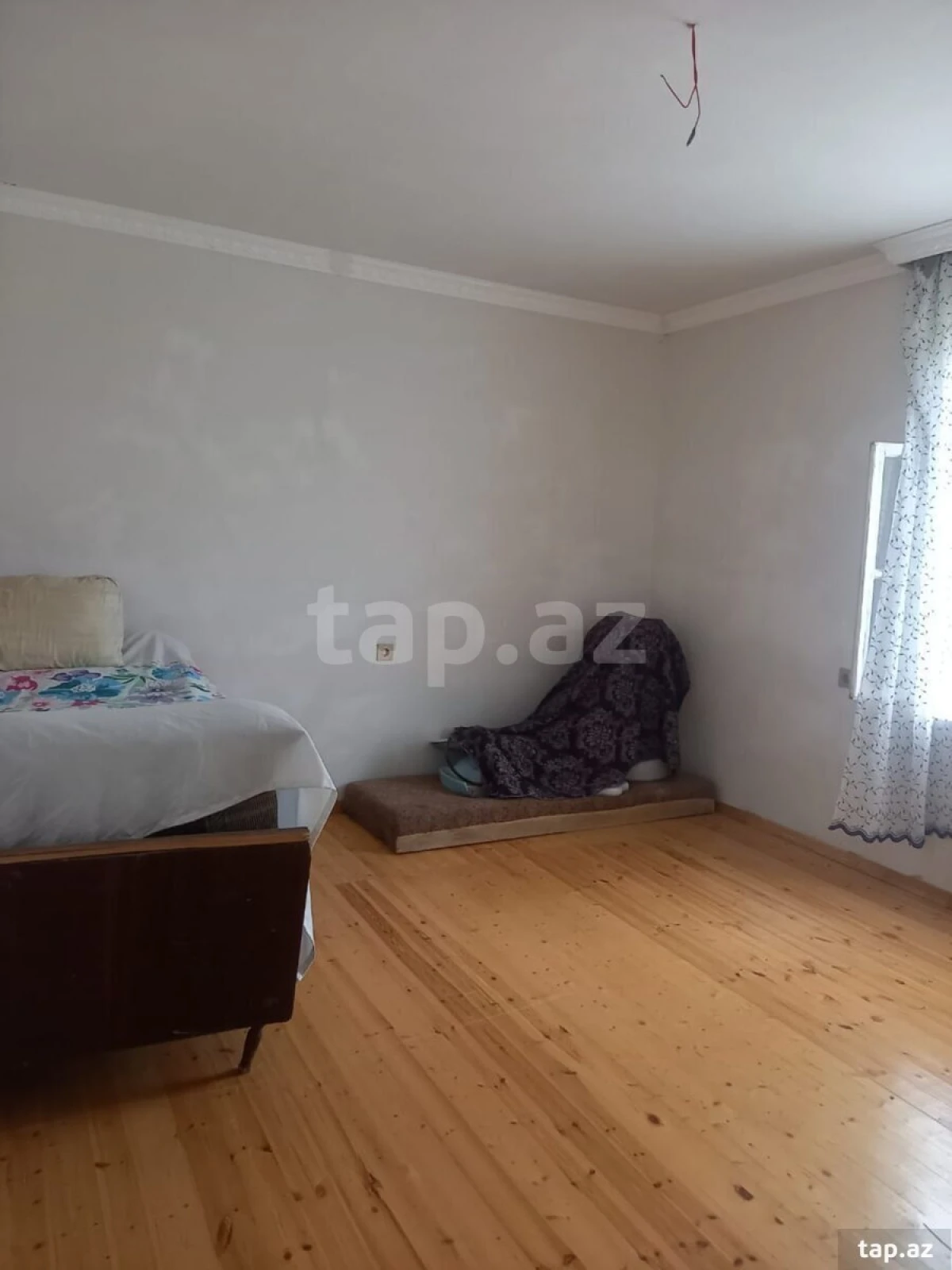 Satılır 3 otaqlı həyət evi