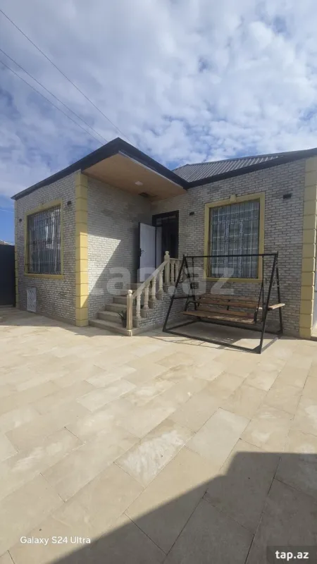 Satılır 4 otaqlı həyət evi 100 m²