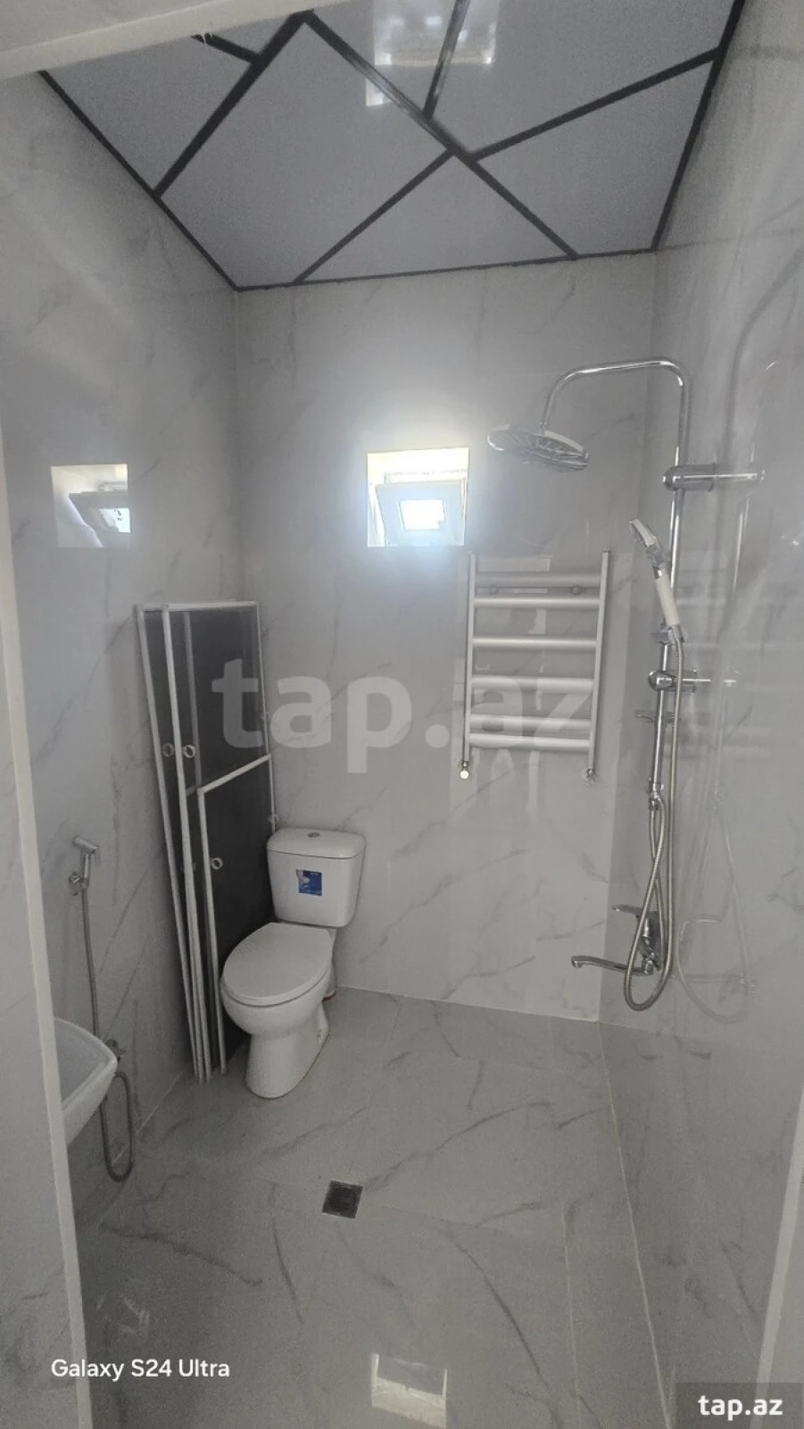 Satılır 4 otaqlı həyət evi 100 m²