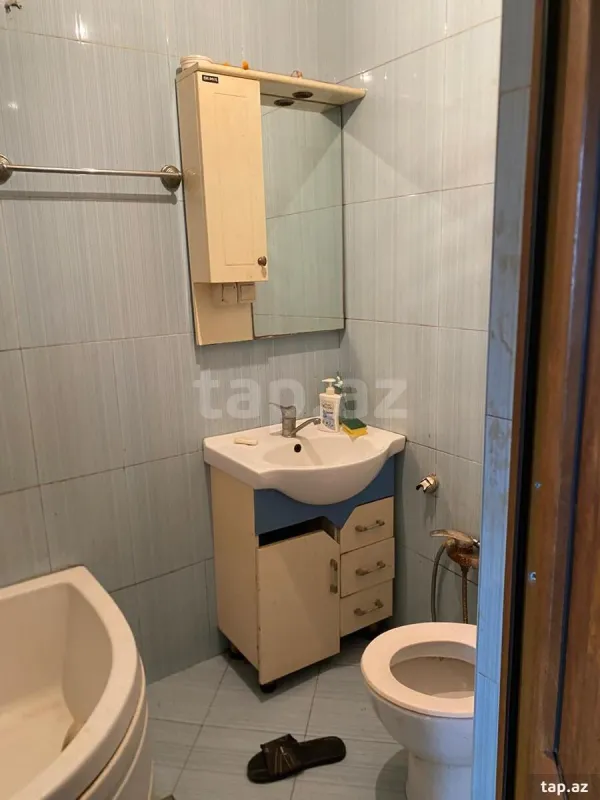 Kirayə verilir 2 otaqlı mənzil 40 m²
