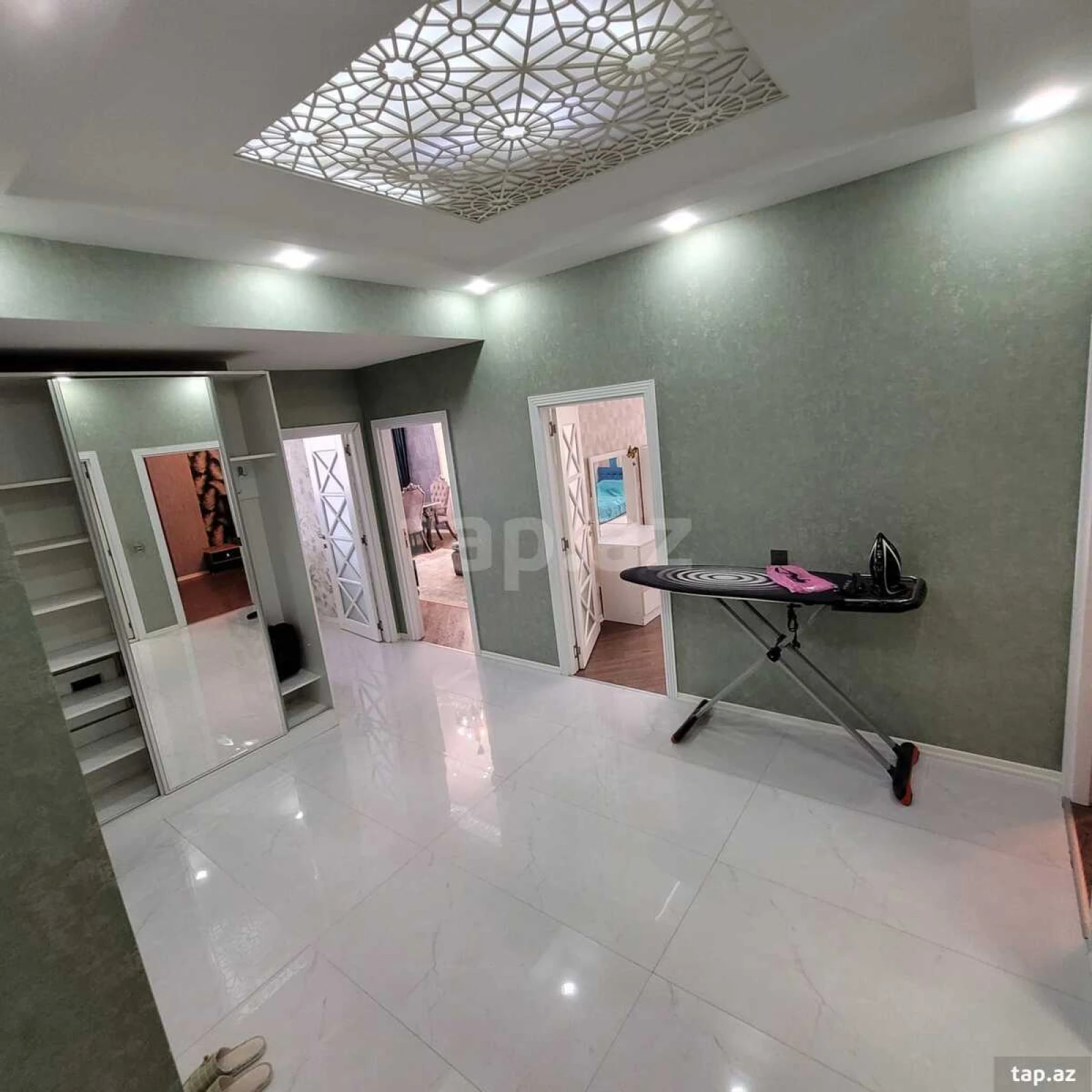 Kirayə verilir 3 otaqlı yeni tikili 110 m²