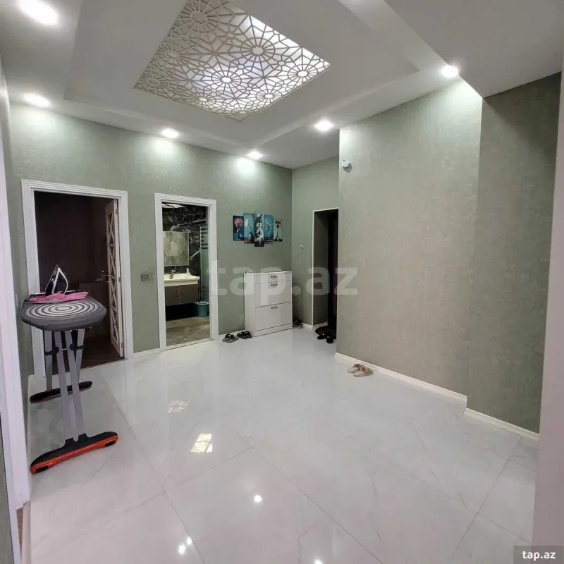 Kirayə verilir 3 otaqlı yeni tikili 110 m²