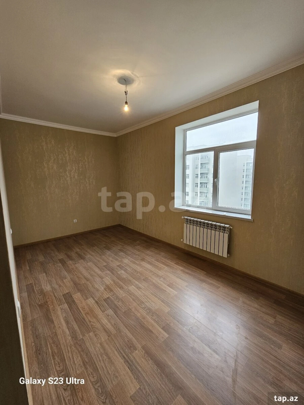 Satılır 3 otaqlı yeni tikili 77 m²