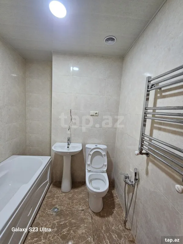 Satılır 4 otaqlı yeni tikili 99 m²