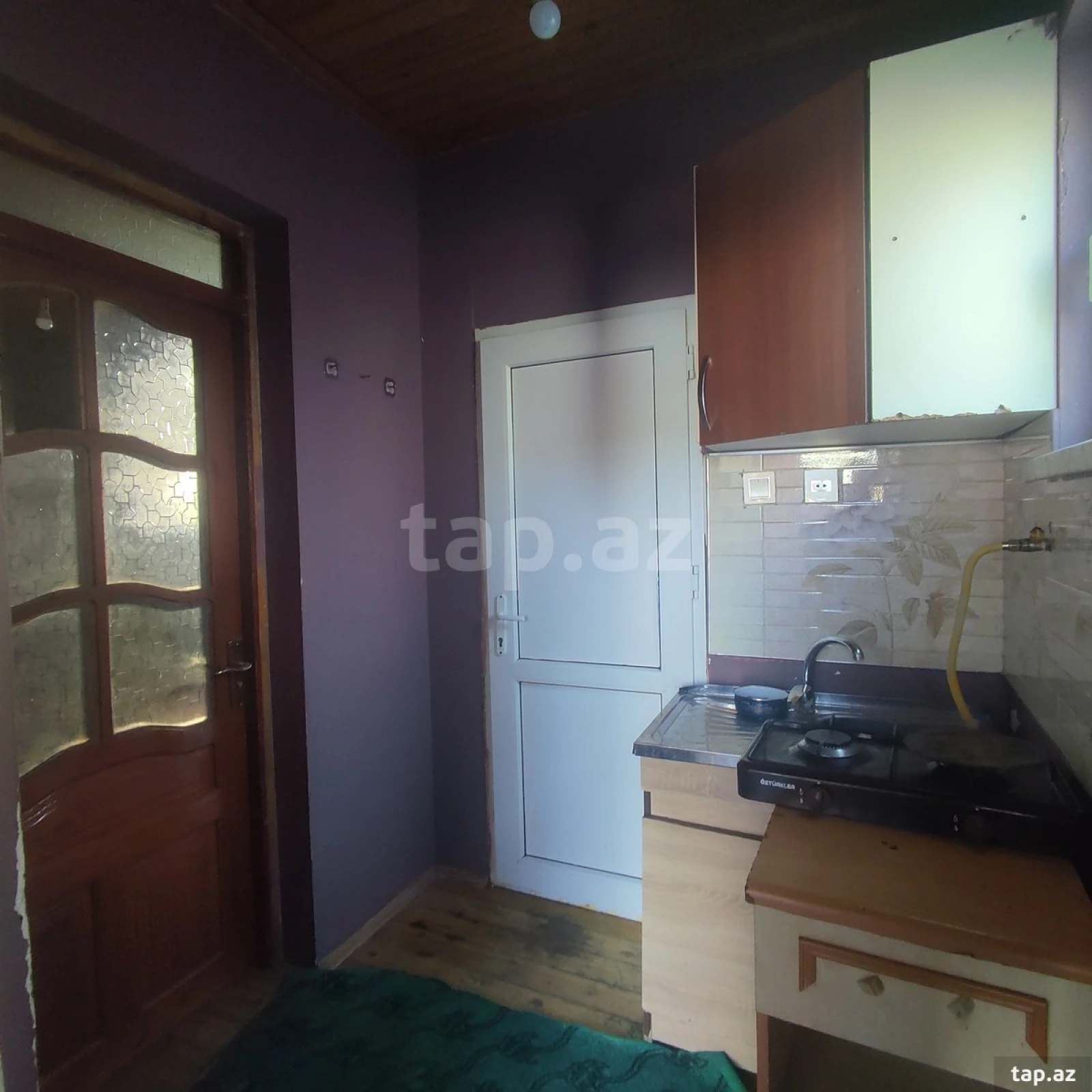 Kirayə verilir 1 otaqlı həyət evi