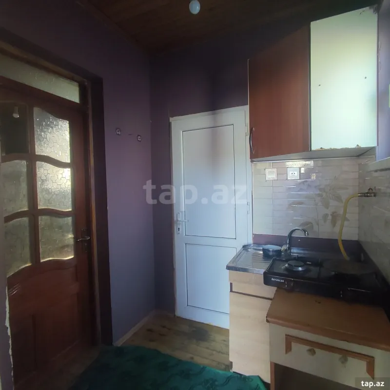 Kirayə verilir 1 otaqlı həyət evi