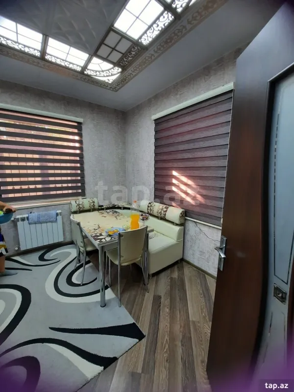 Satılır 5 otaqlı həyət evi