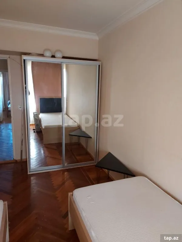 Kirayə verilir 3 otaqlı mənzil 100 m²