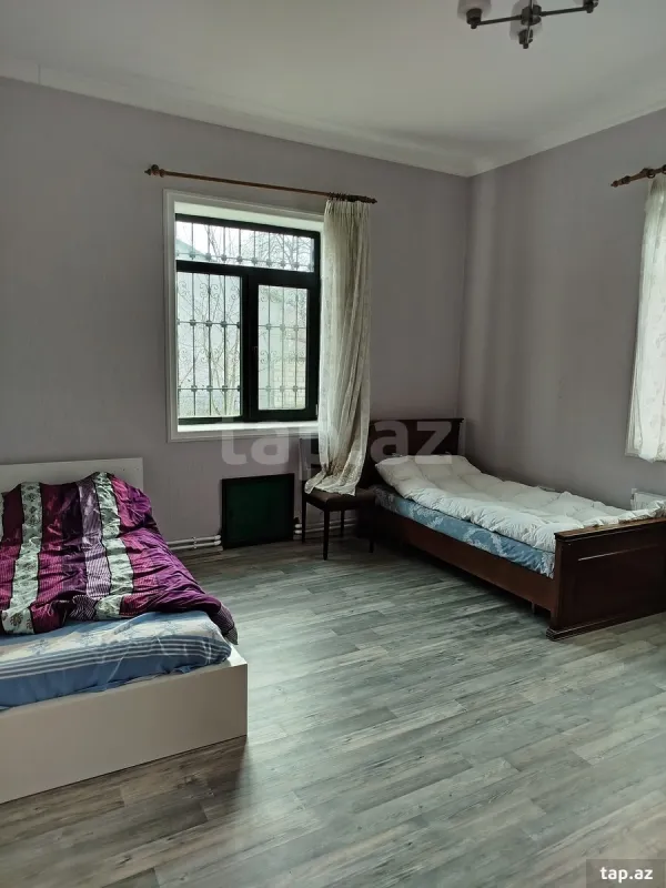 Satılır 5 otaqlı həyət evi