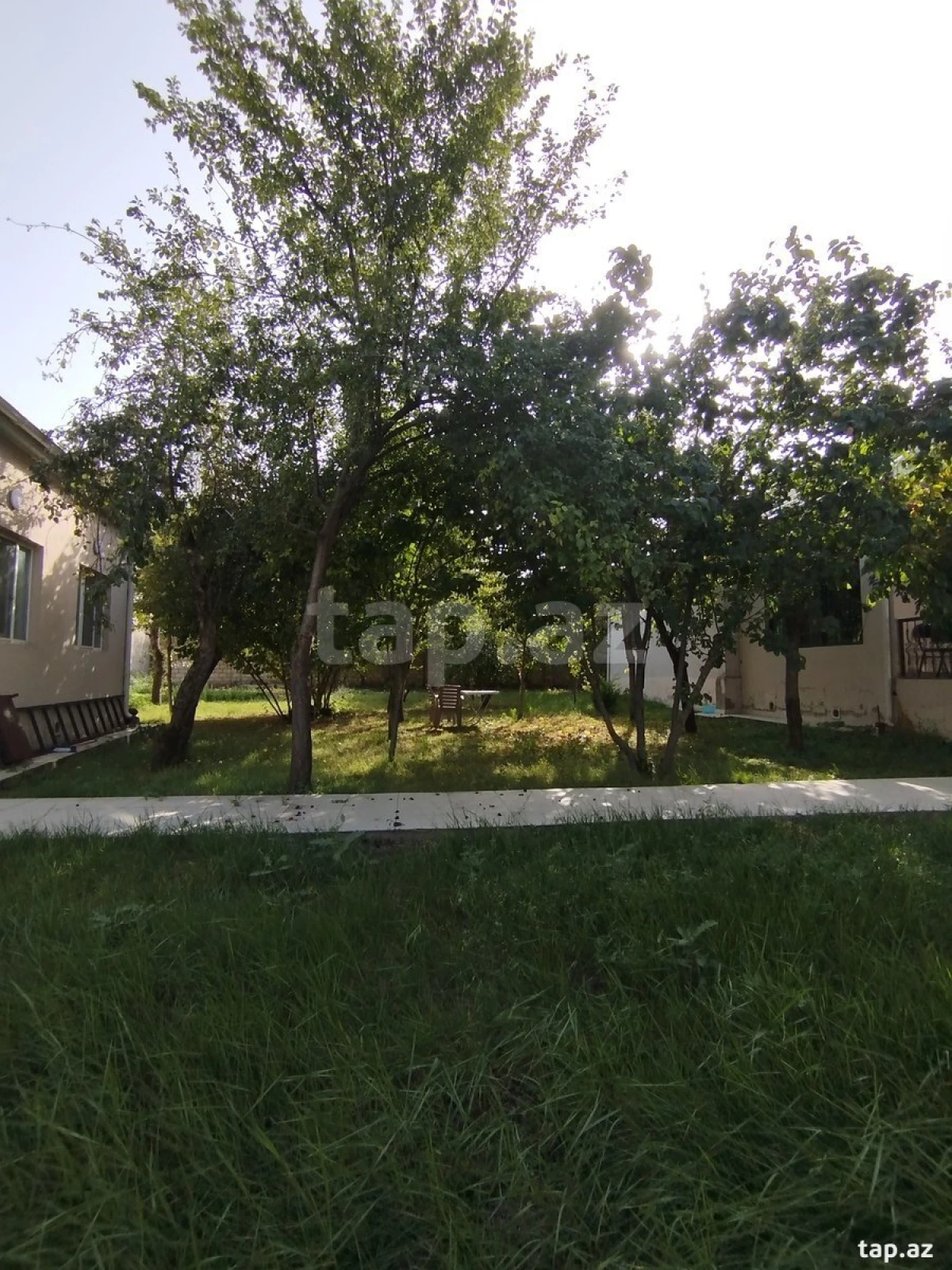 Satılır 5 otaqlı həyət evi