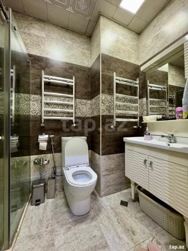 Satılır 2 otaqlı yeni tikili 68 m²