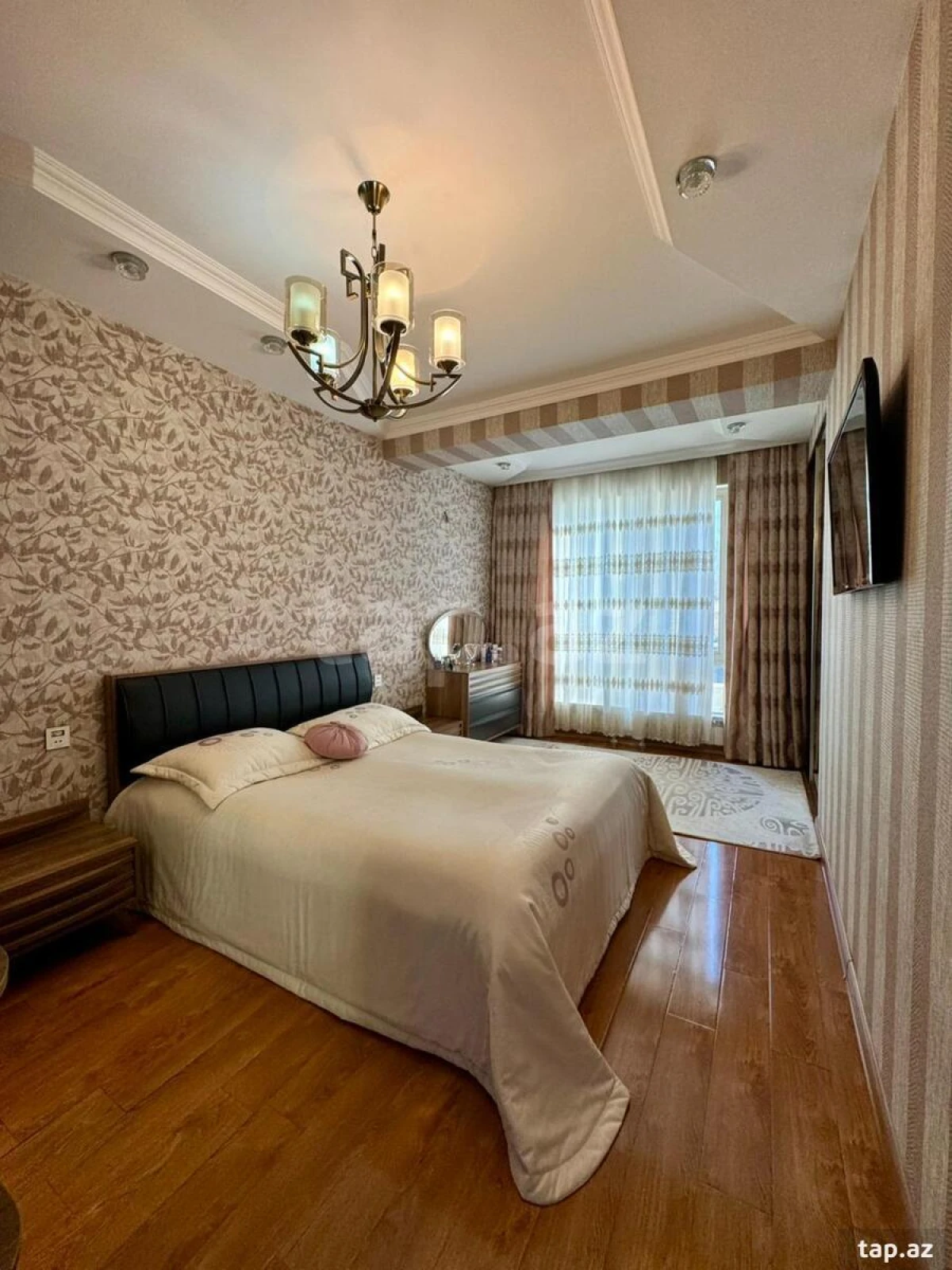 Satılır 2 otaqlı yeni tikili 68 m²