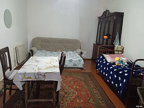 Kirayə verilir 1 otaqlı həyət evi 24 m² — Bakı, İnşaatçılar 1 otaq 24.00 m²