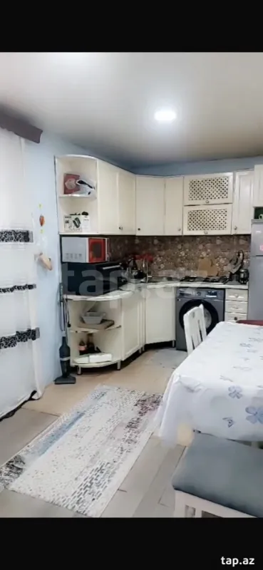 Satılır 3 otaqlı həyət evi