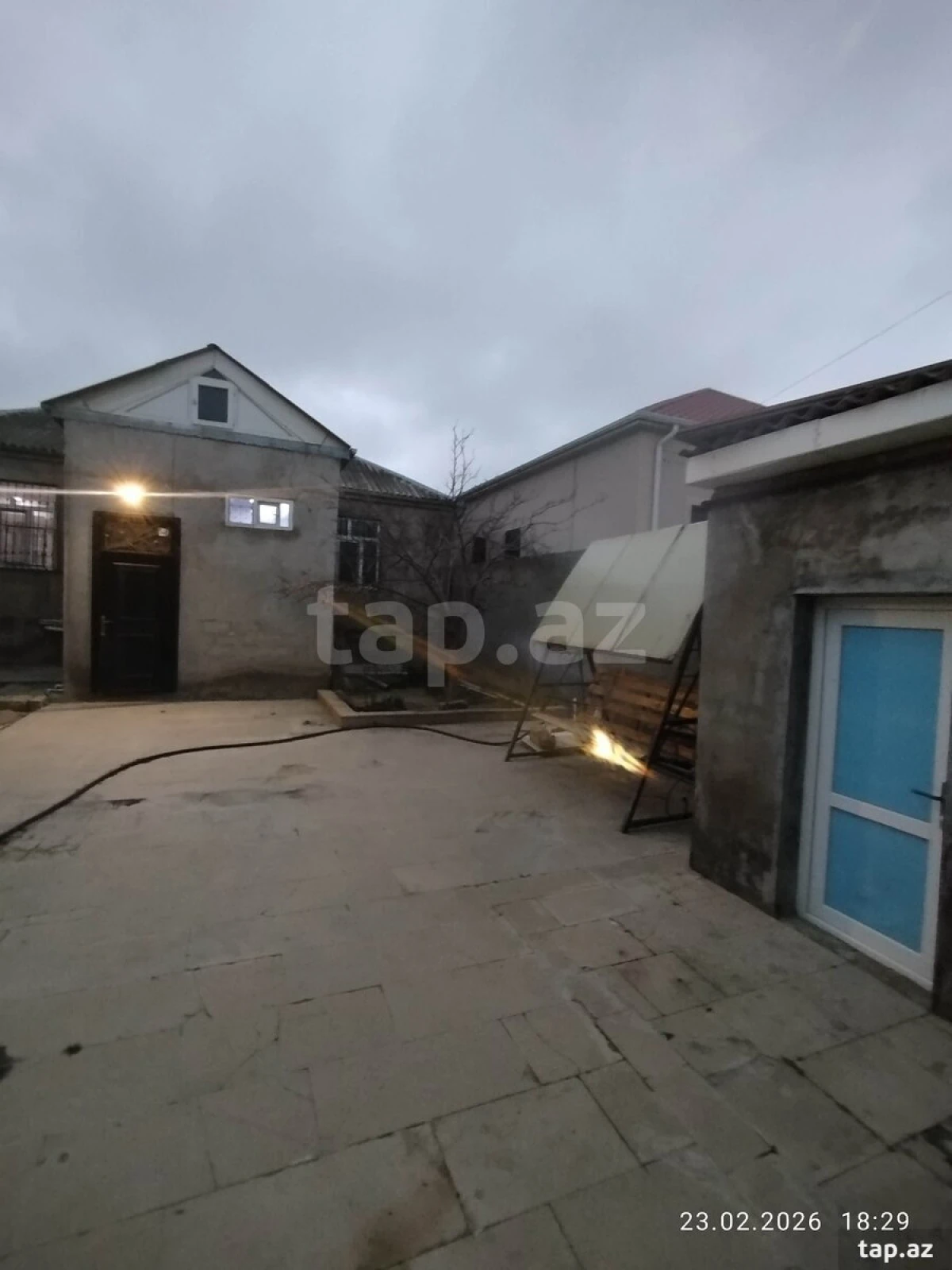 Satılır 3 otaqlı həyət evi