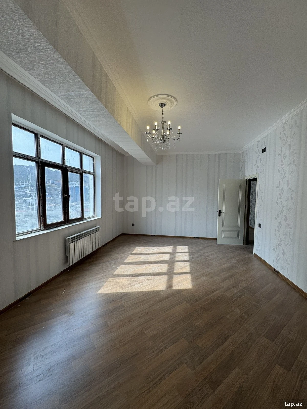 Kirayə verilir 3 otaqlı yeni tikili 115 m²