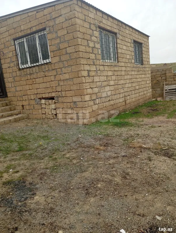 Satılır 2 otaqlı həyət evi