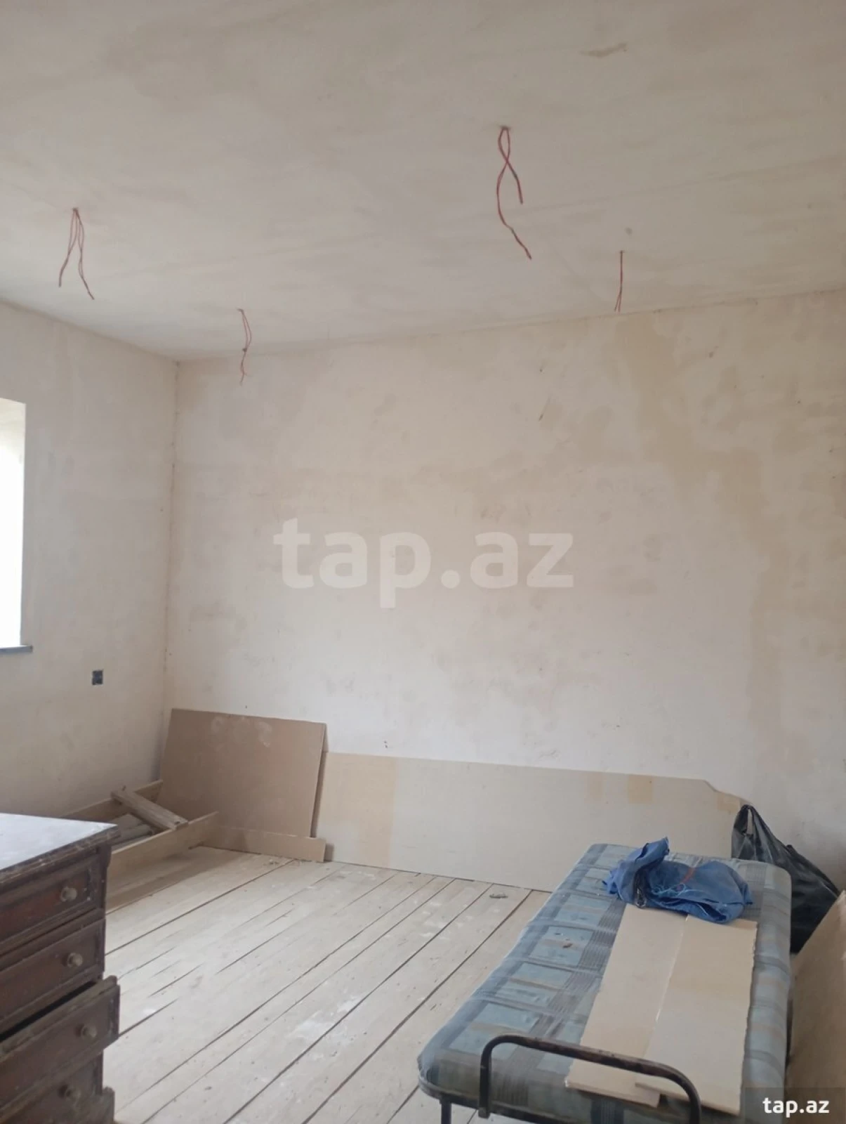 Satılır 2 otaqlı həyət evi