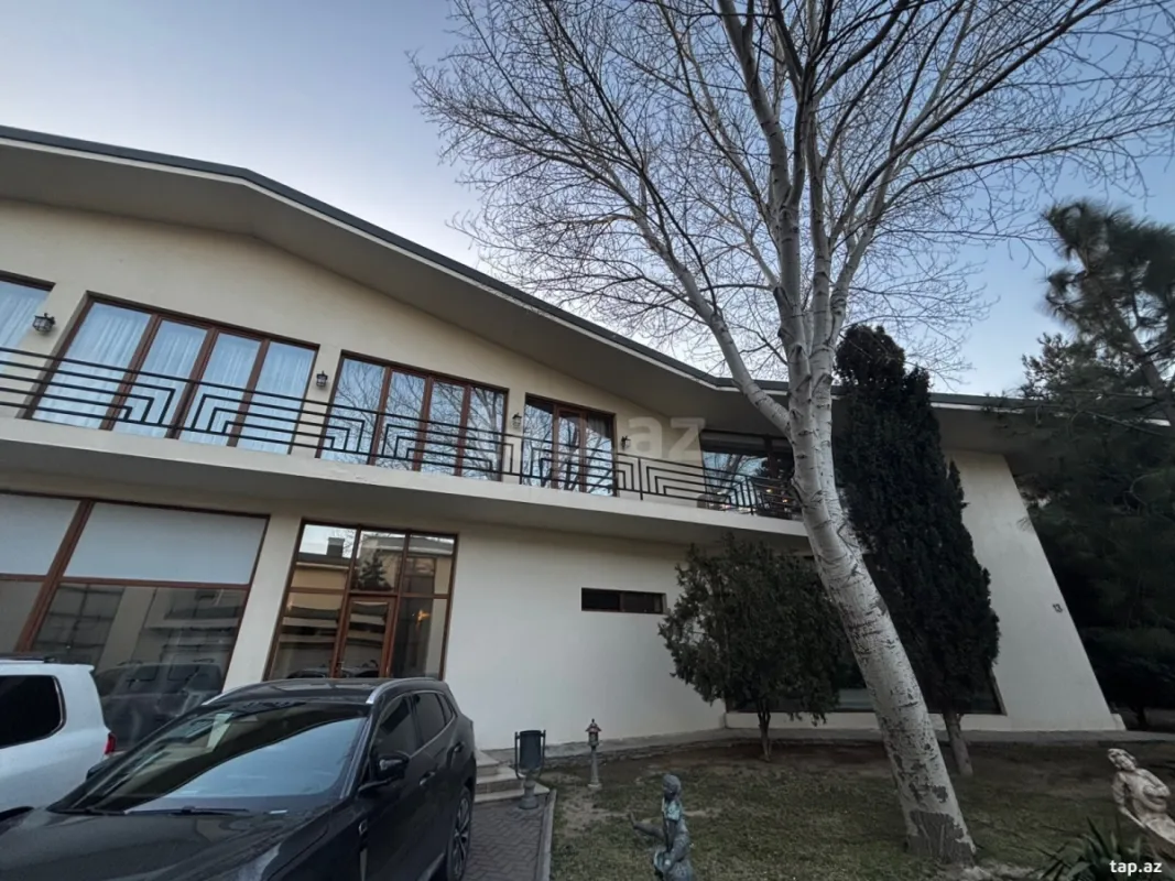 Kirayə verilir 7 otaqlı yeni tikili 340 m²