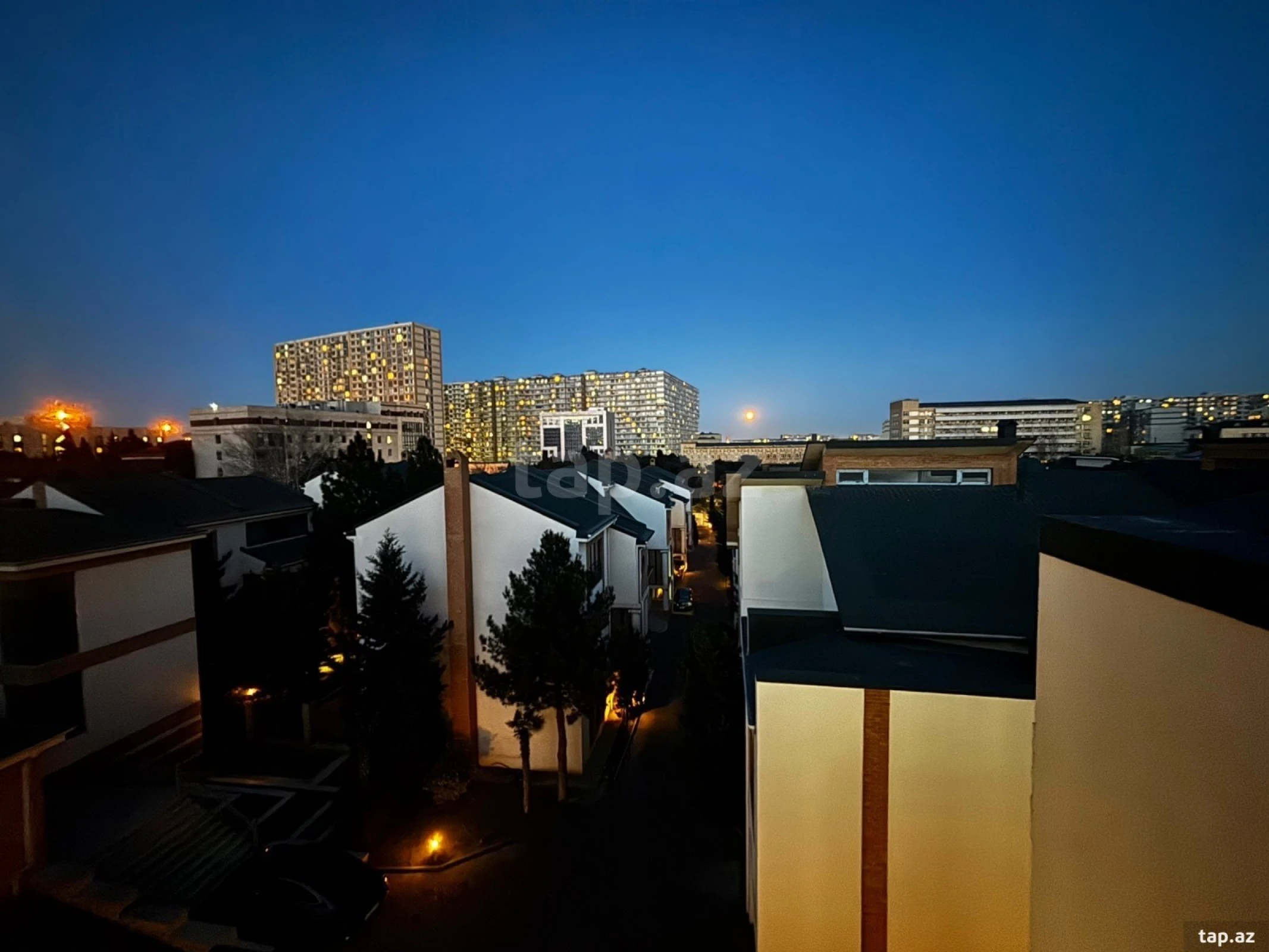 Kirayə verilir 7 otaqlı yeni tikili 340 m²