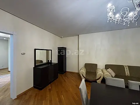 Kirayə verilir 7 otaqlı yeni tikili 340 m²