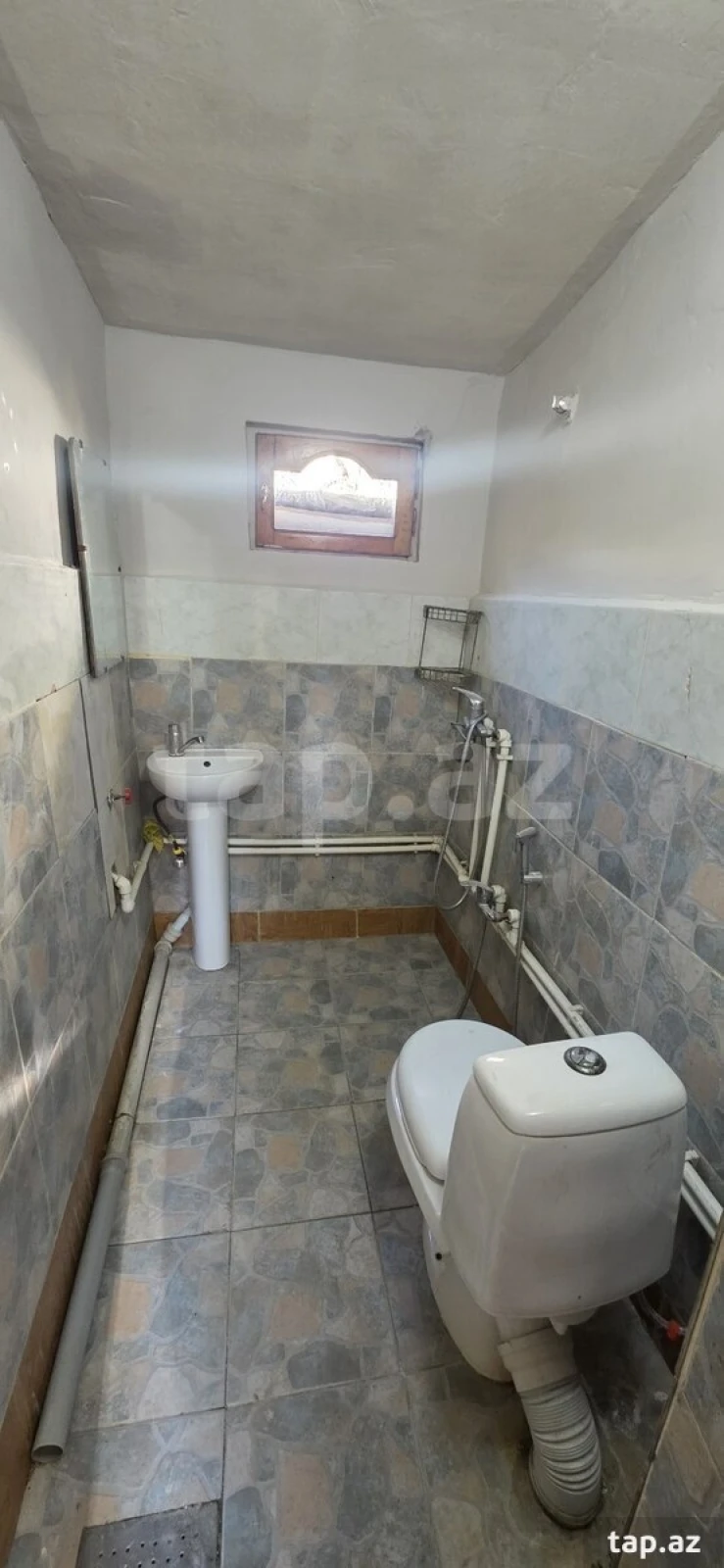 Kirayə verilir 2 otaqlı həyət evi