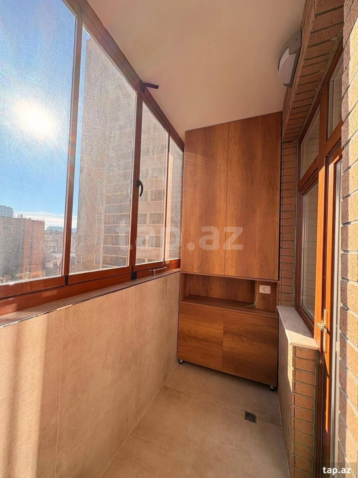 Satılır 3 otaqlı yeni tikili 108 m²