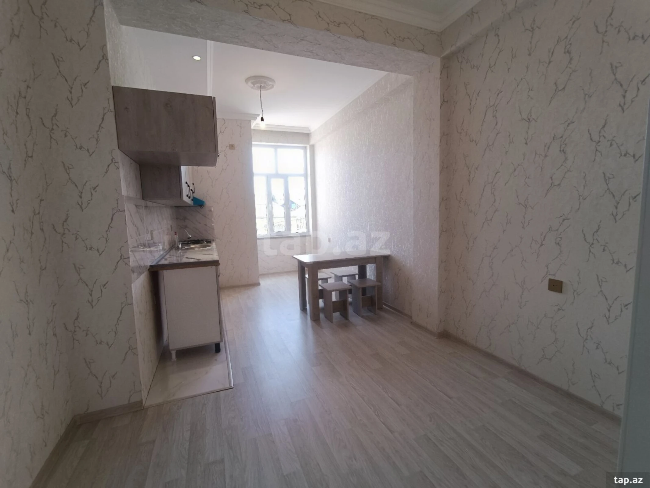 Satılır 2 otaqlı yeni tikili 40 m²