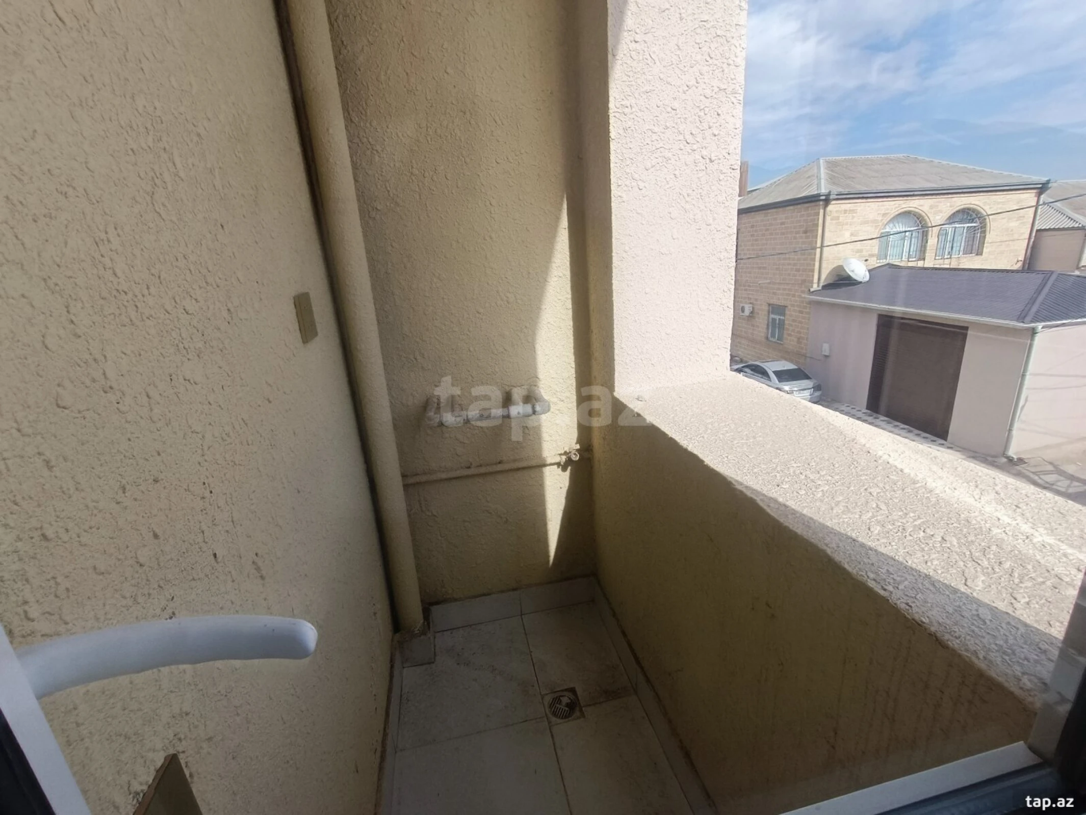 Satılır 2 otaqlı yeni tikili 40 m²