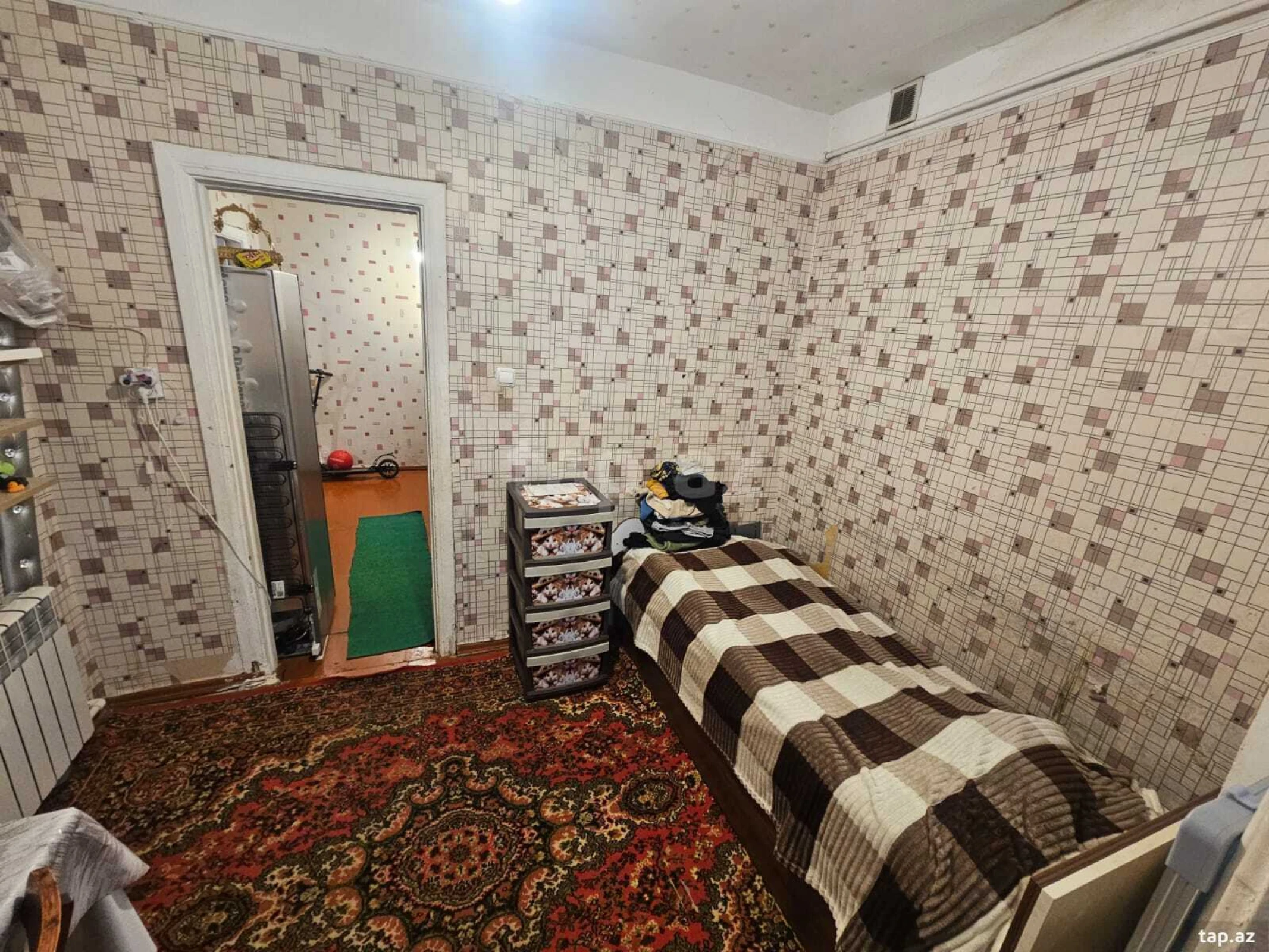 Satılır 1 otaqlı mənzil 40 m²