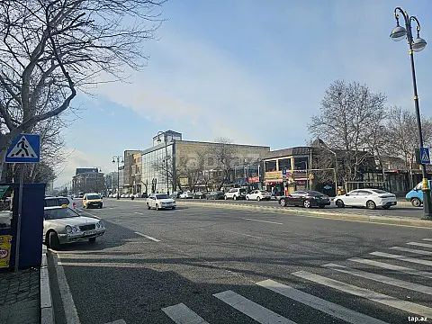 Satılır 1 otaqlı mənzil 40 m²